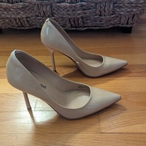 Jeffery Campbell nude trixy pointed toe pump size 8